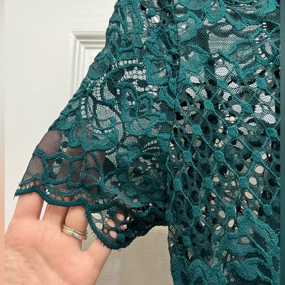 Donna Ricco Emerald Green Bodycon Lace Silhouette Sheath Dress with Slip, size 2 - Picture 5 of 6